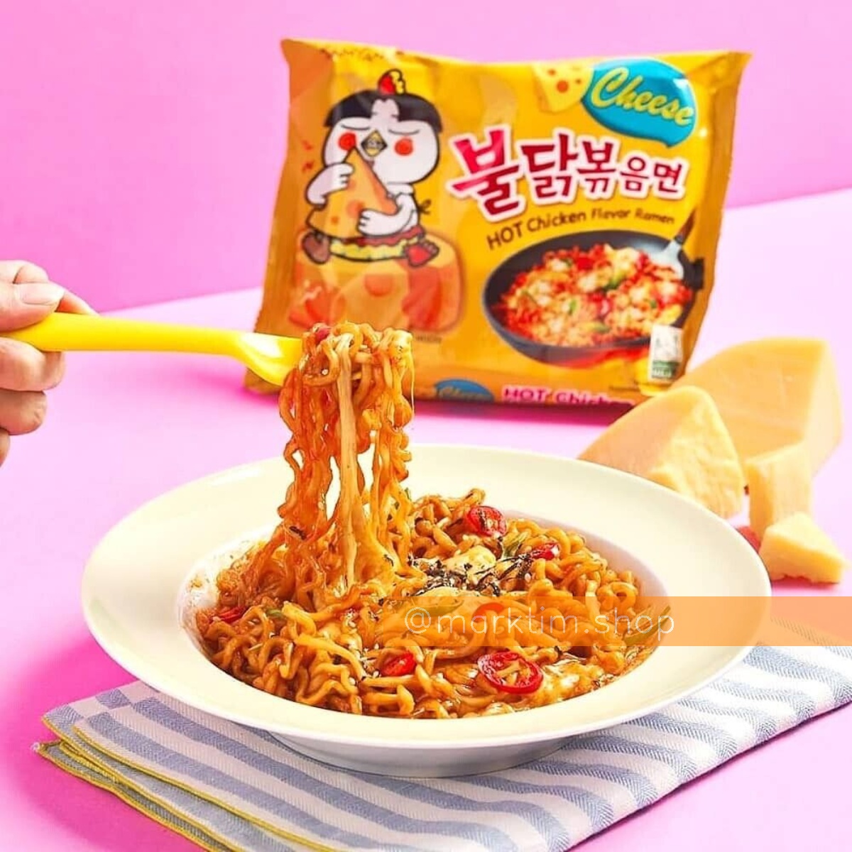 Лапша быстрого приготовления Рамен Сыр Buldak Cheese SAMYANG (140 г)